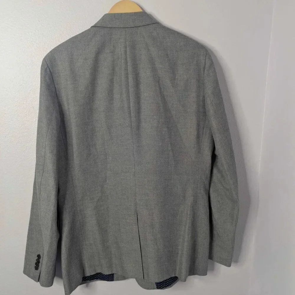 Banana Republic Slim Fit Gray Two-Button Suit Jacket | Size‎ 42R